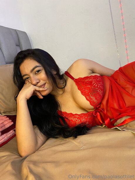 Lalatinapaola nudes model photos