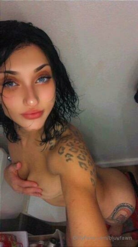 Squarebusiness star naked pics