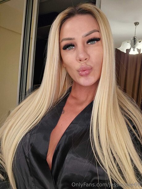 Jessiejaye69 pornstar gallery