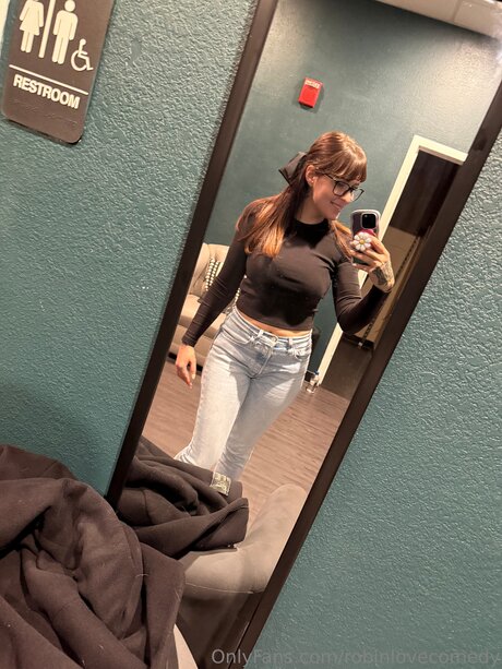 Robinlovecomedy pornstar nice pics