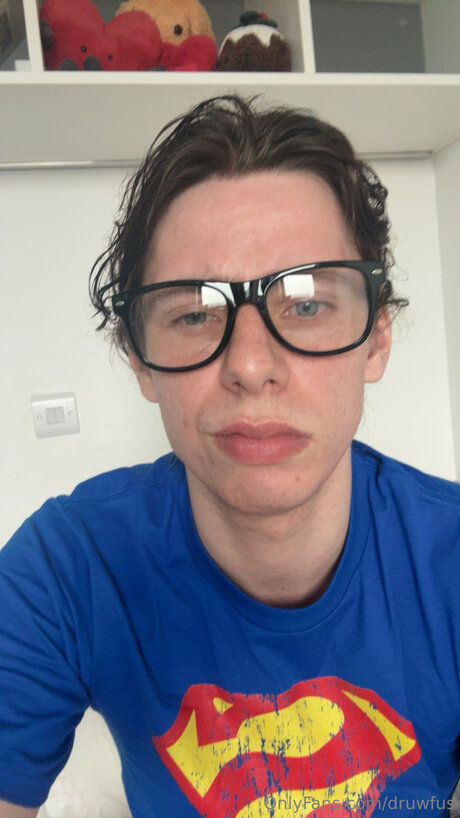 Druwfus hot actress pic