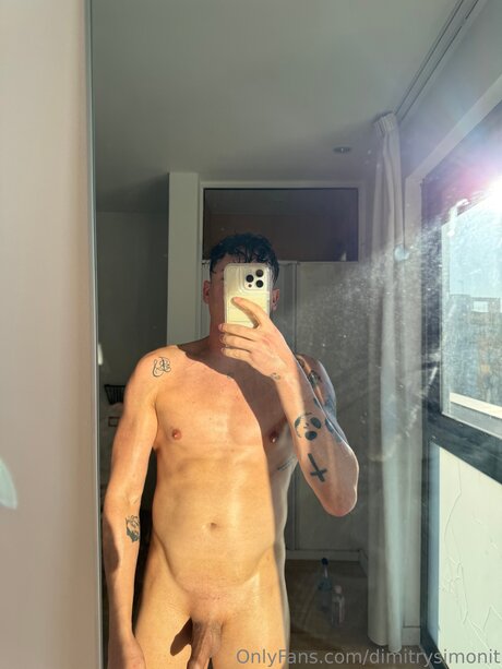 Dimitrysimonit nudes star images