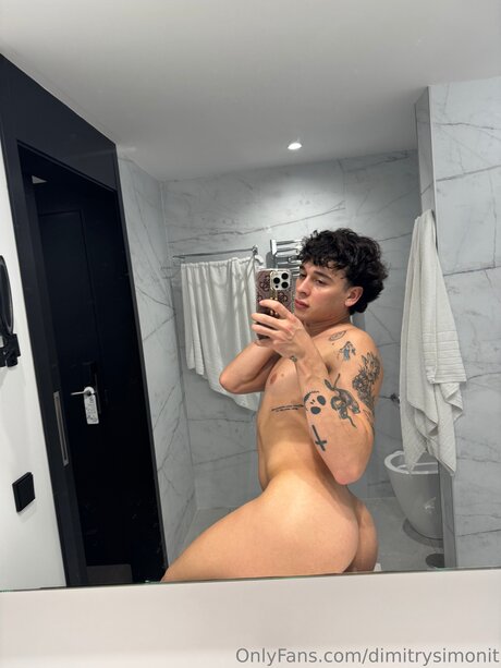 Dimitrysimonit model pornographic photos