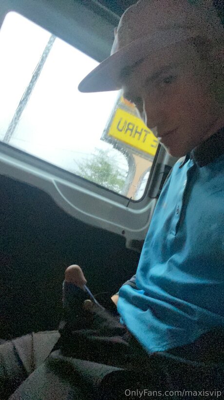 Maxisvip pretty model photos