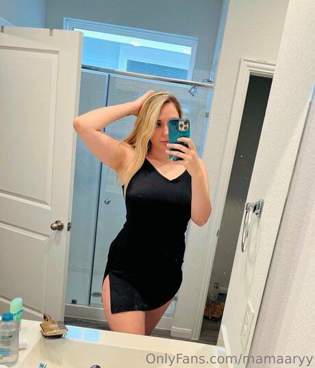 Reaganjames sexy model photos