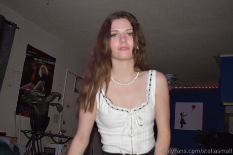 Ho11ywoodgirl model top photos