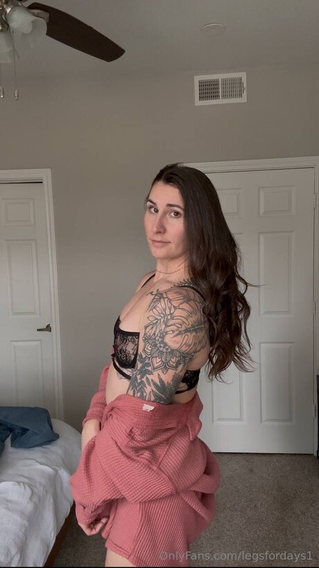 Legsfordays1 pornstar art picture