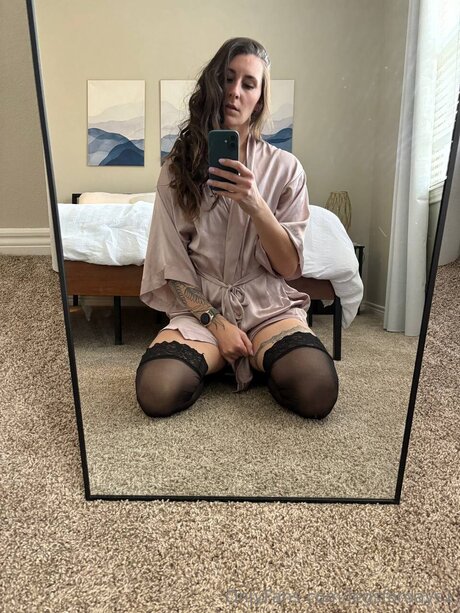 Legsfordays1 model top photos