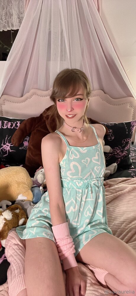 Savaurelia erotic actress pics