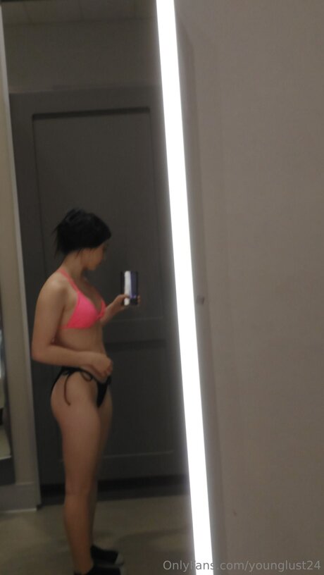 Younglust24 perfect model galleries