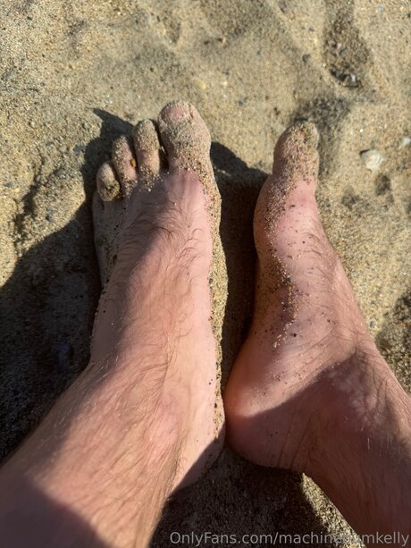 Machinebumkelly beautiful pornstar pic