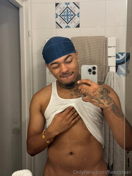 Omarlwc perfect pornstar pictures