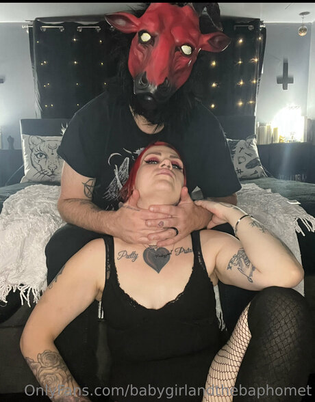 Babygirlandthebaphomet star perfect pics