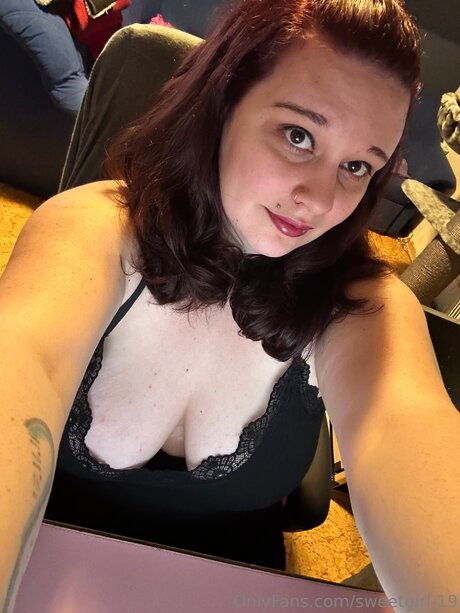 Sweetgirl 19 pornstar sexy pics