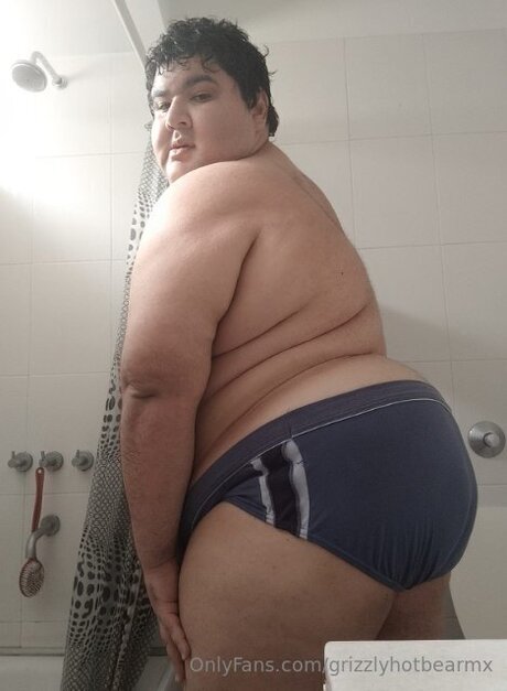 Grizzlyhotbearmx pretty actress image