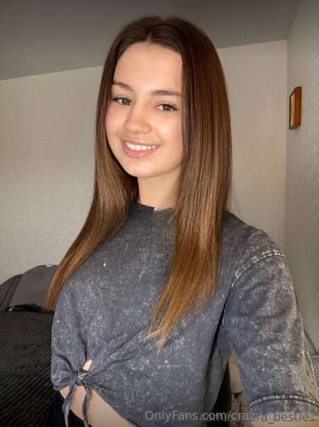 Crazy Girl Kira model nude photos