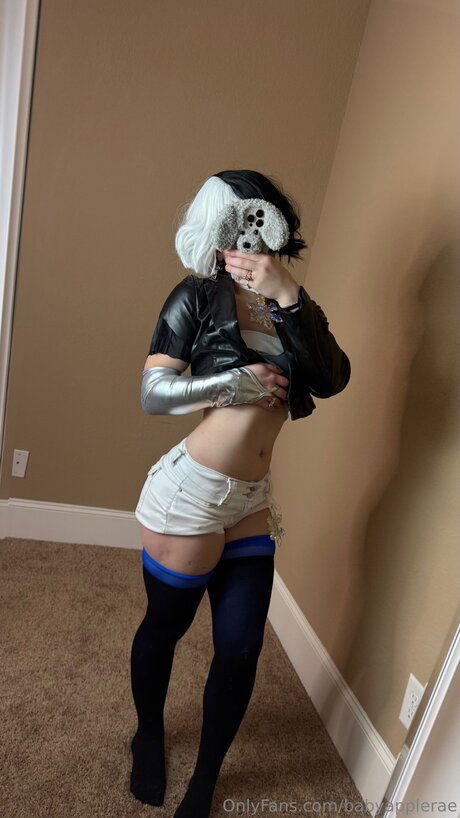 Plumcry model best pics