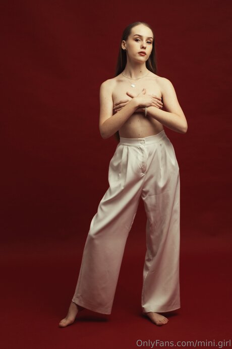 Mini Girl18 beautiful actress archive