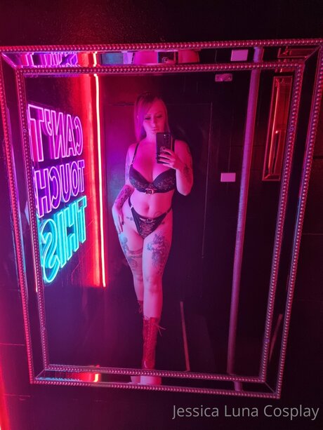 Nachtmahrmond pretty pornstar pic