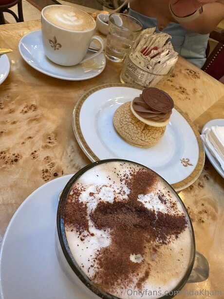 Adakham adult star photo