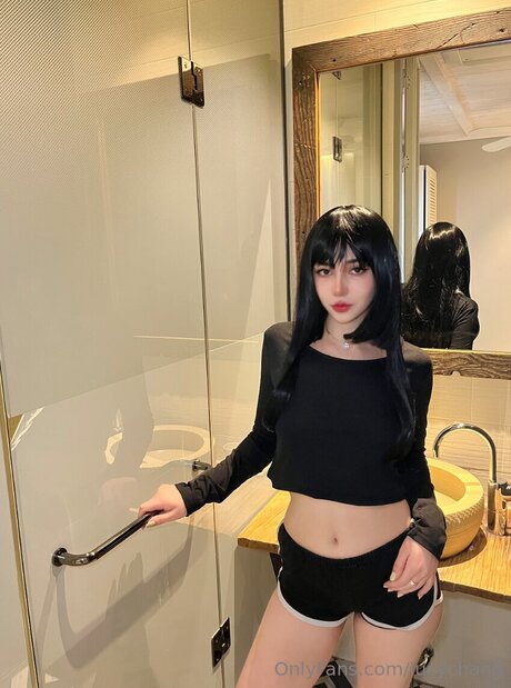 Lucychang sex pornstar photo