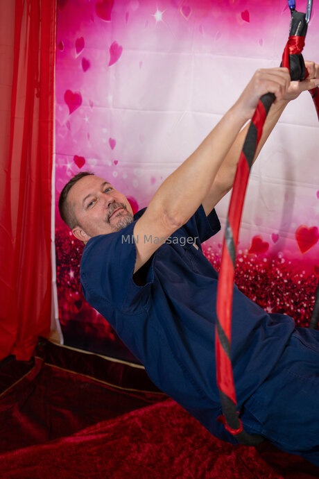 Mnmassager art model img