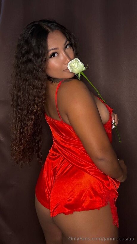 Jannieeasiaa nude star img