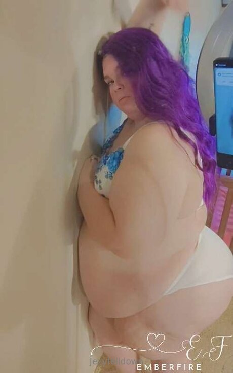 Jezyfelldown star nudes image