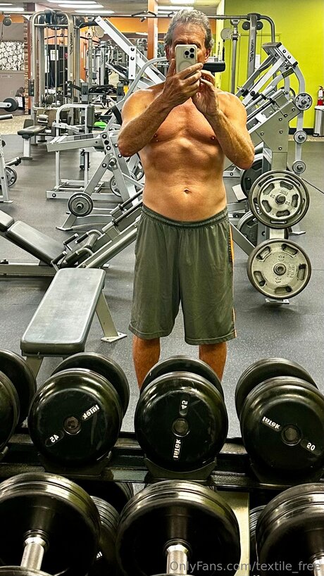 Textile Free star porn pictures