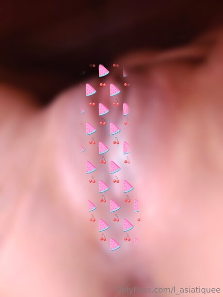 L Asiatiquee sex model pic