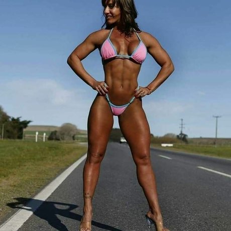 Yamila Toledo nice actress gallery