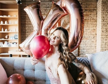 Piper CJ star nude picture