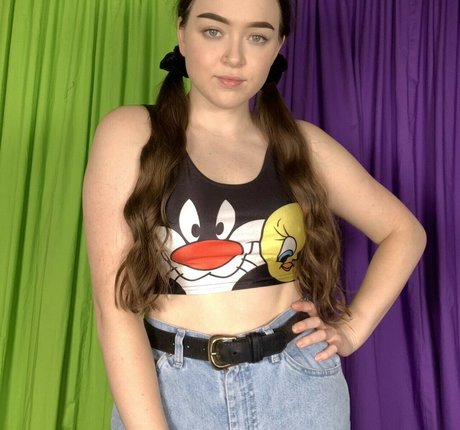 big tits skinny onlyfans erotic pic