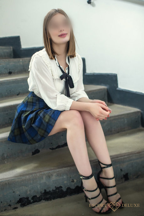 haze giirl perfect actress pics