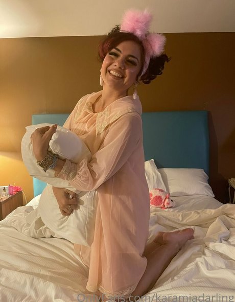 Karamia Darling pornstar hot img