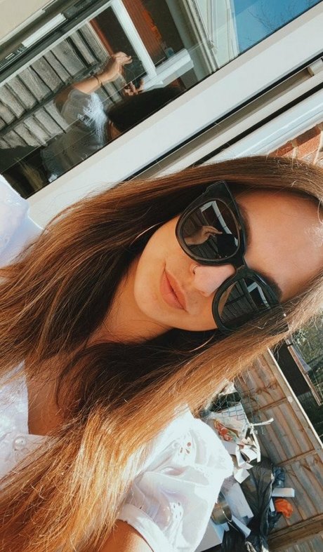 jess main model sexy picture