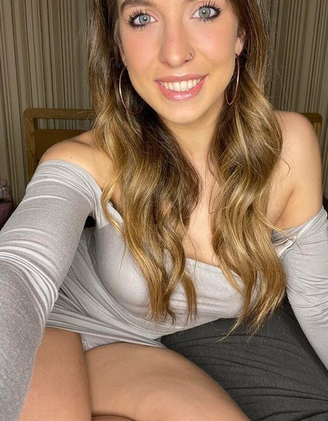 bulge onlyfans art naked pic