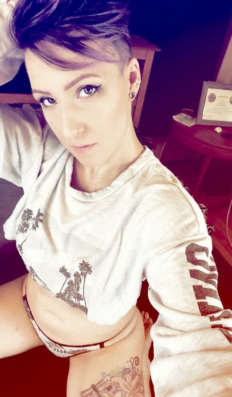 Accalia Alpha star erotic photos