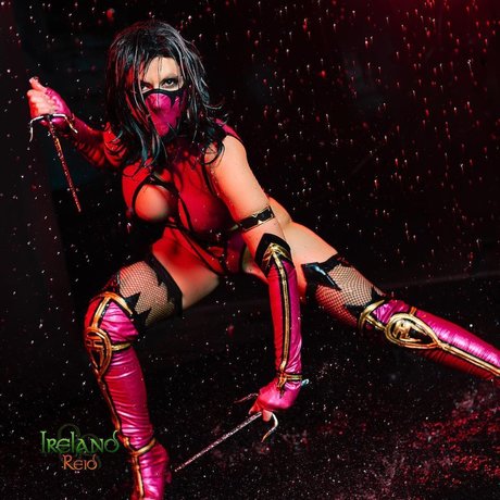 Ireland Reid art model img