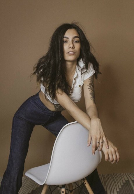 Itshades star best photo