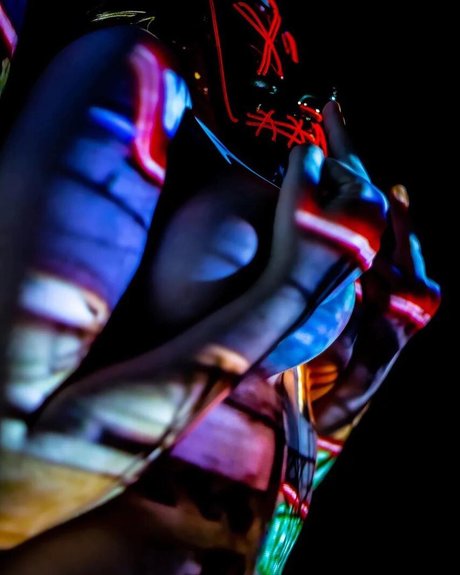 belle pecheresse free actress pictures