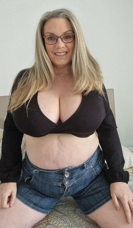 pawg teen onlyfans hot porn image