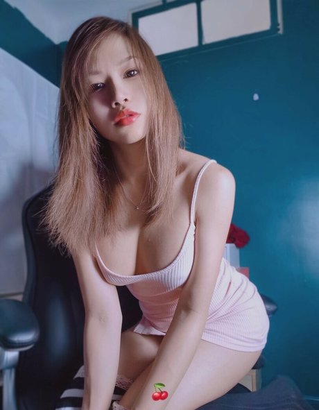 Cherry Hotwife pornstar erotic image