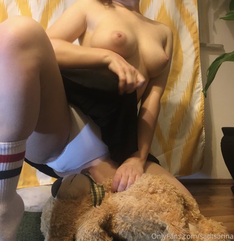 Sadtsarina pornographic star pic