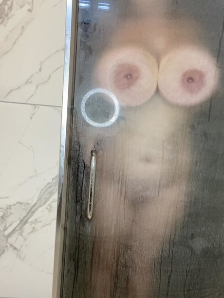 _The Royal Highness model sexy image