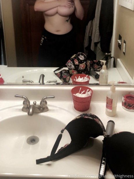 _The Royal Highness free actress photo