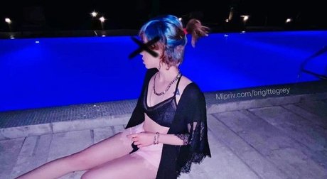 Brigitte Grey star pretty photos