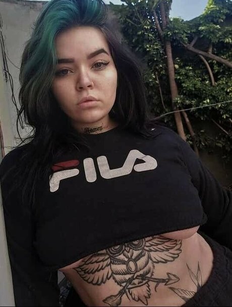 Black Honey top star photos