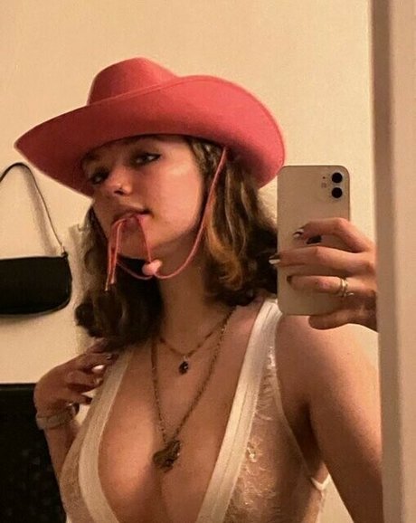 oatmilk6374 model sexy picture