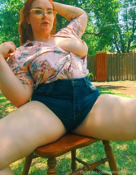 big tits mom onlyfans free xxx pictures